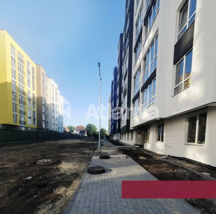 Продаж 1 кімнатних  новобудов на Київській