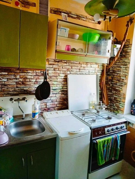 Продаж 1 кімнатної квартири по вул. Патона