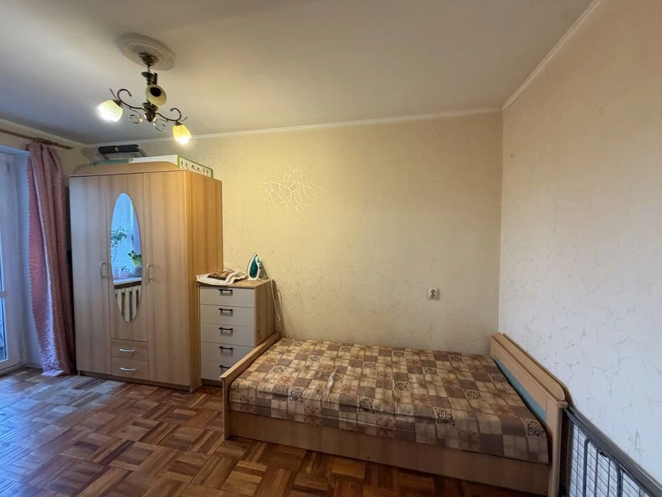Продаж 2-кімнатної квартири на просп. Чорновола
