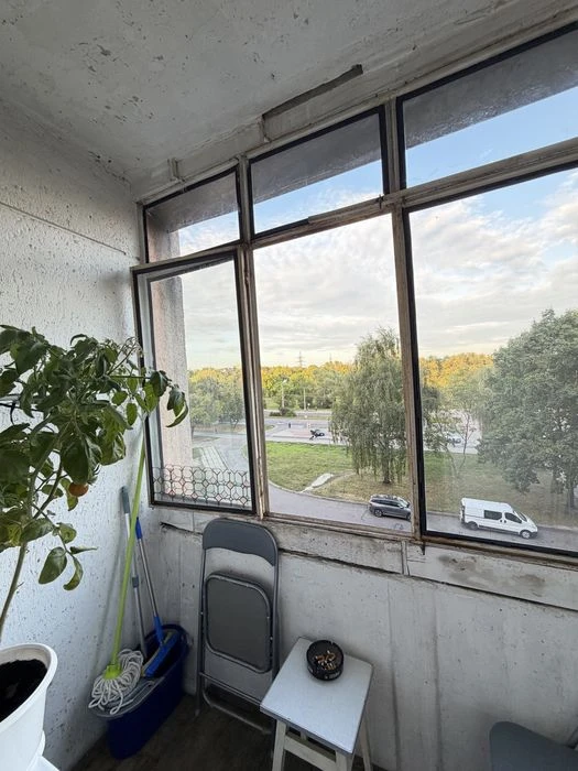 Продаж 2-кімнатної квартири на просп. Чорновола