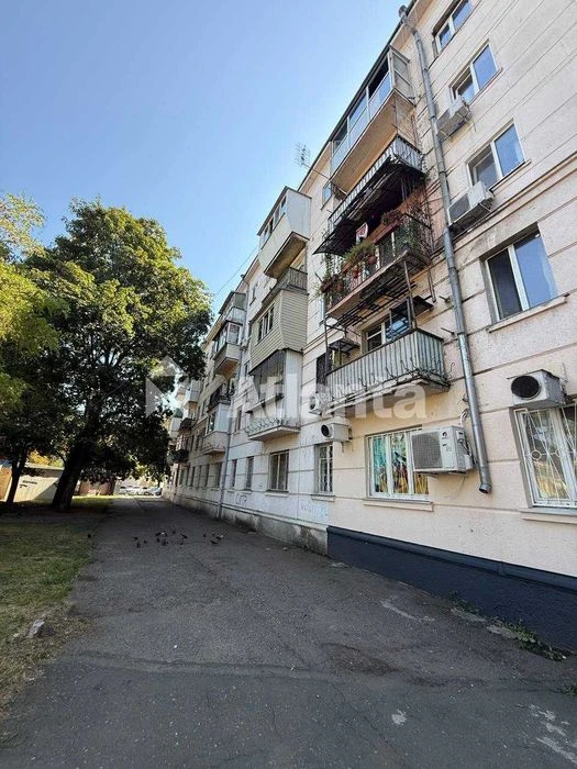 Переходная Сталинка в 5 минутах от центра города!