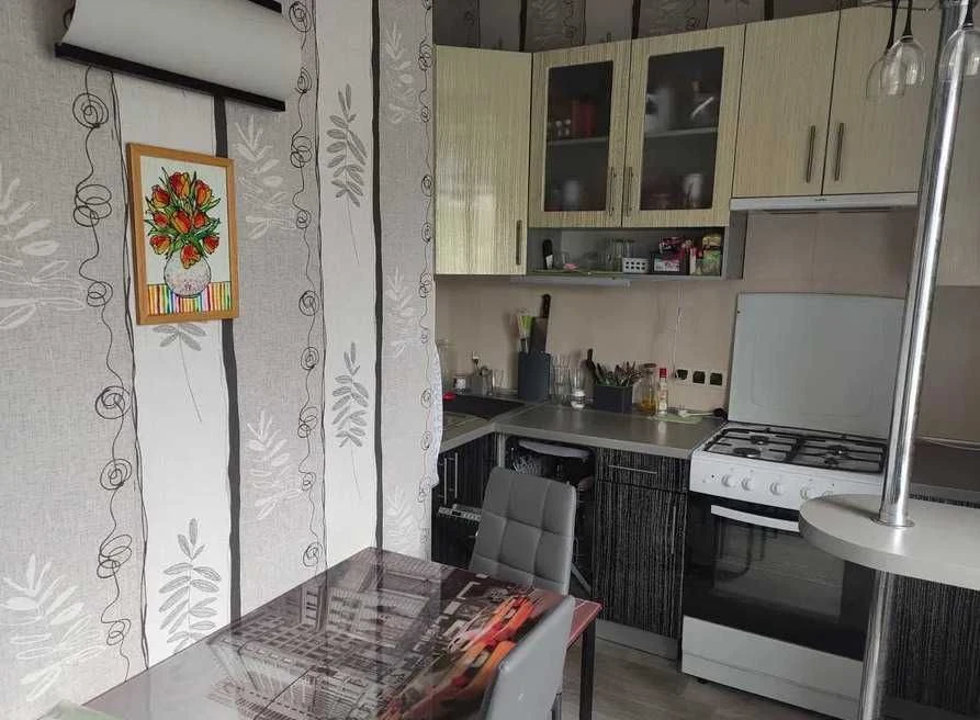 Двокімнатна квартира у центрі міста з ремонтом,інд. опалення