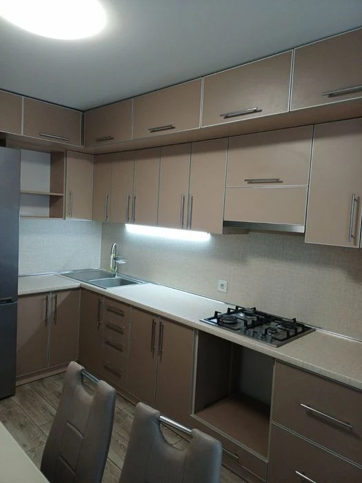 Продаж 2 к квартири з автономкою