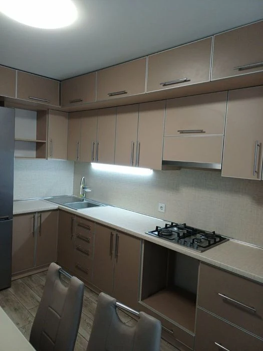 Продаж 2 к квартири з автономкою
