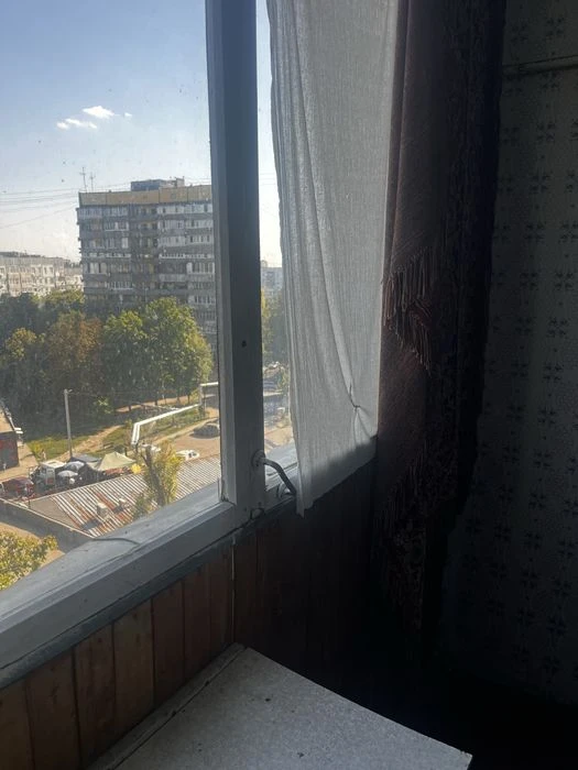 Продам квартиру. Тополь 2