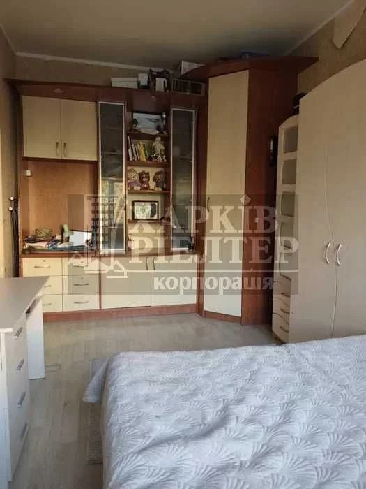D1C  Продам 3 кімнатну квартиру в Центрі міста, проспект Нез