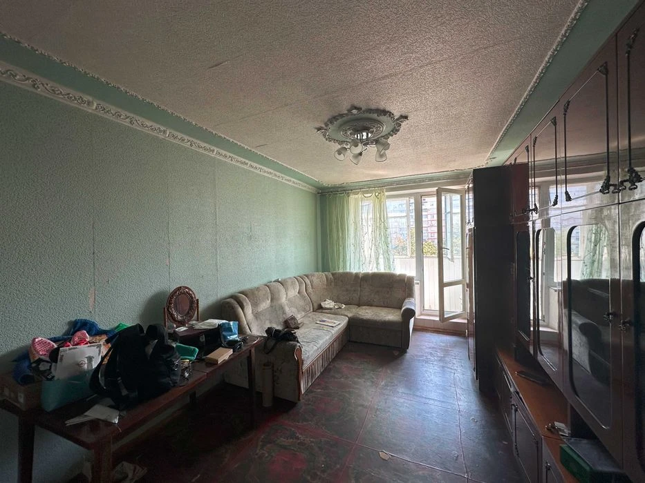 Продам 3-х кімнатну квартиру, 7 хвилин від метро Студентська