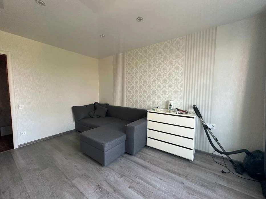 Продам 3-х кімнатну квартиру, 7 хвилин від метро Студентська