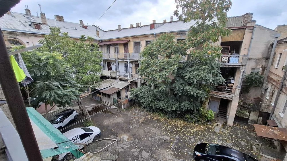 В продаже интересная квартира на Успенской.