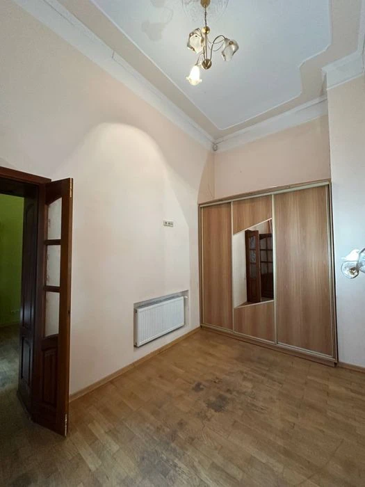 Продаж 3-х кімн.квартири пр.Свободи