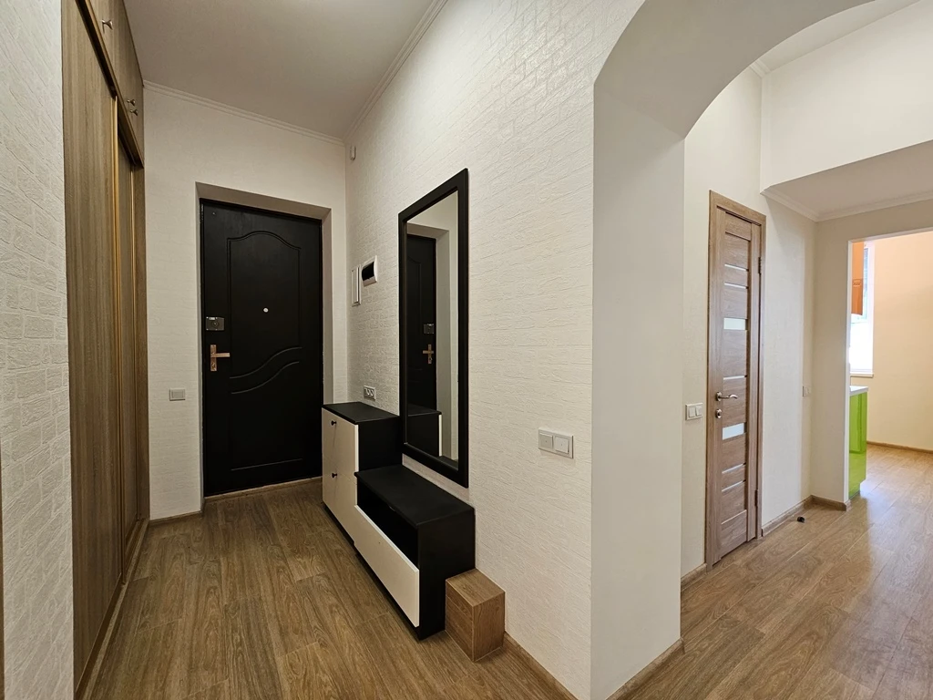 Продажа 3-комнатной квартиры 70 м², Иоанна Павла II ул., 7