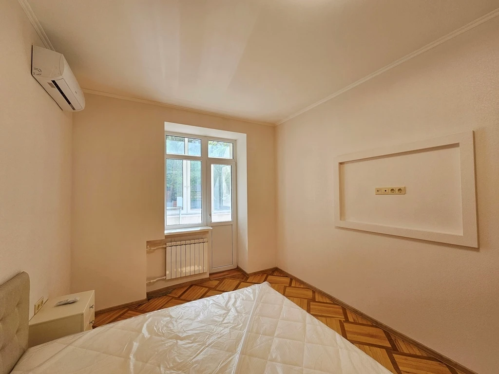 Продажа 3-комнатной квартиры 70 м², Иоанна Павла II ул., 7