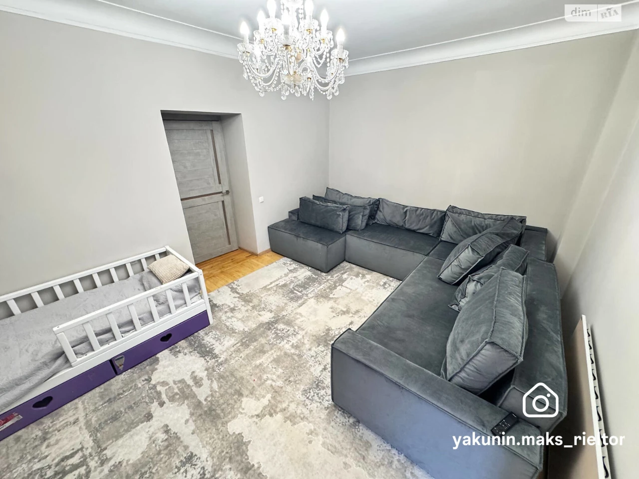 Продаж Квартира Озерка
