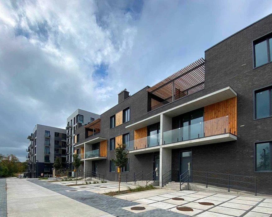 Продаж 3к квартири 72м2 в жк.Forest Hill у парку!950долл/м2