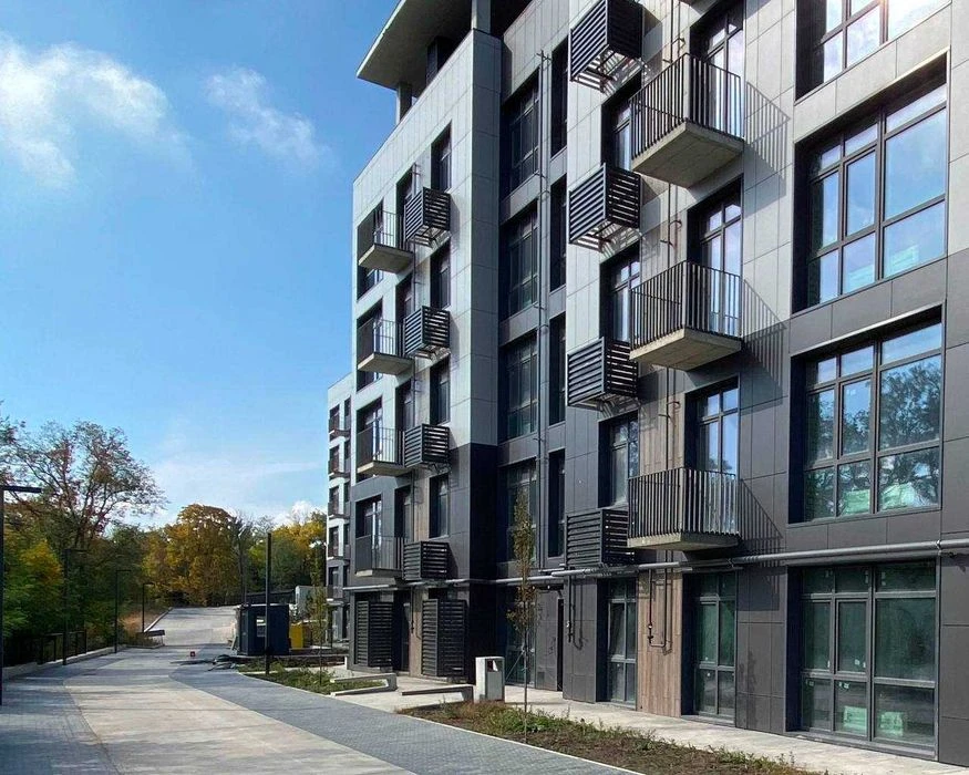 Продаж 3к квартири 72м2 в жк.Forest Hill у парку!950долл/м2