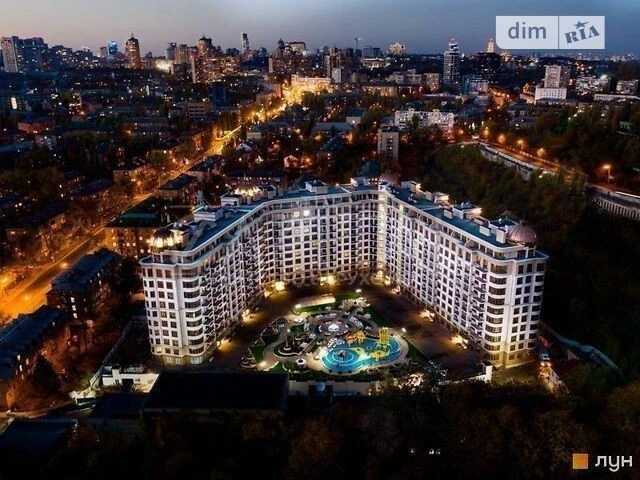 Продаж 3к квартири 400 кв. м на вул. Михайла Бойчука 17 • ID