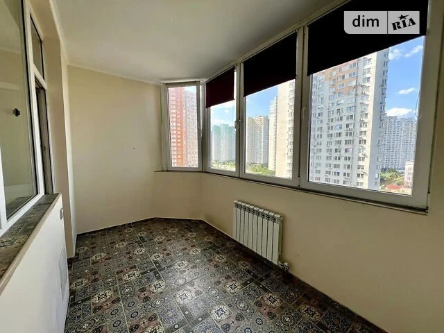 Продаж 3к квартири 109.9 кв. м на вул. Чавдар Єлизавети 11 •
