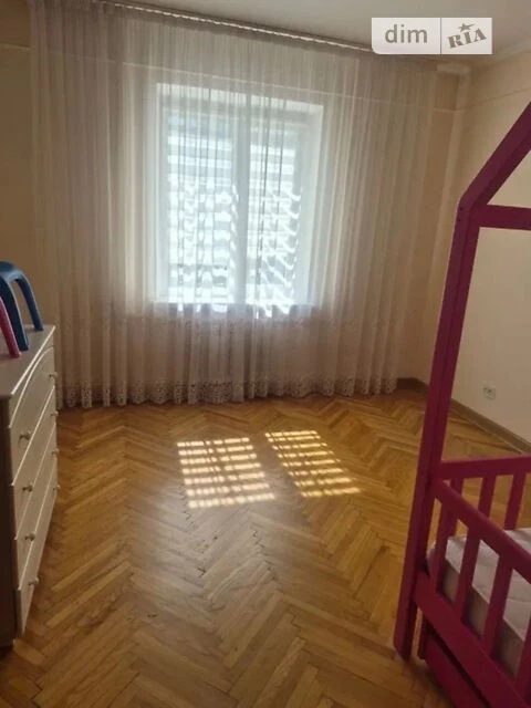 Продаж 3к квартири 77.8 кв. м на вул. Миколи Лаврухіна 15/46