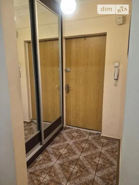 Продаж 3к квартири 77.8 кв. м на вул. Миколи Лаврухіна 15/46