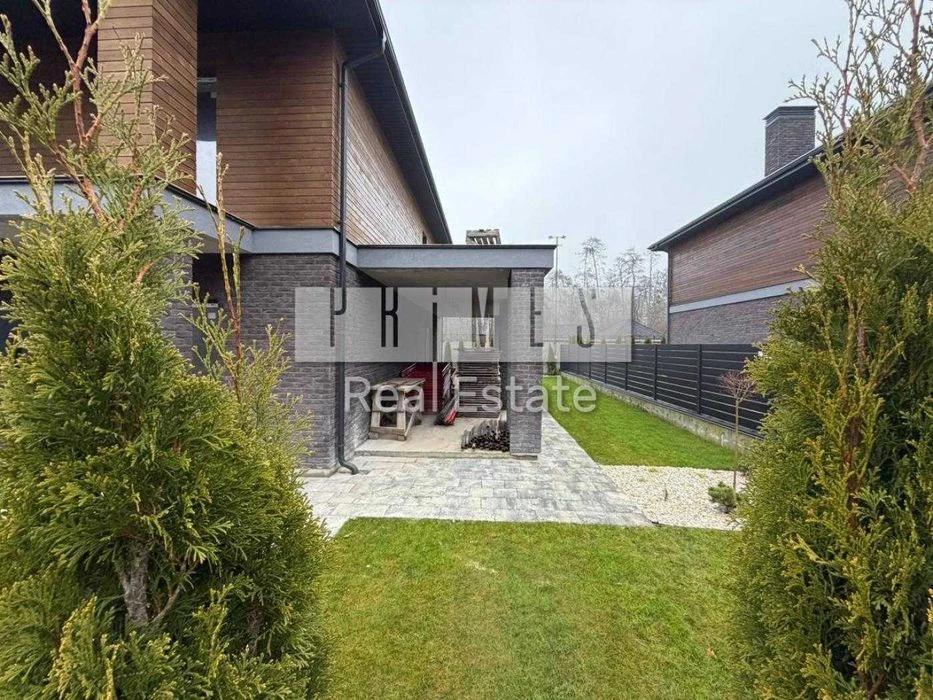 Продаж будинку з басейном, КМ Forest Lake Villas, вул. Михай