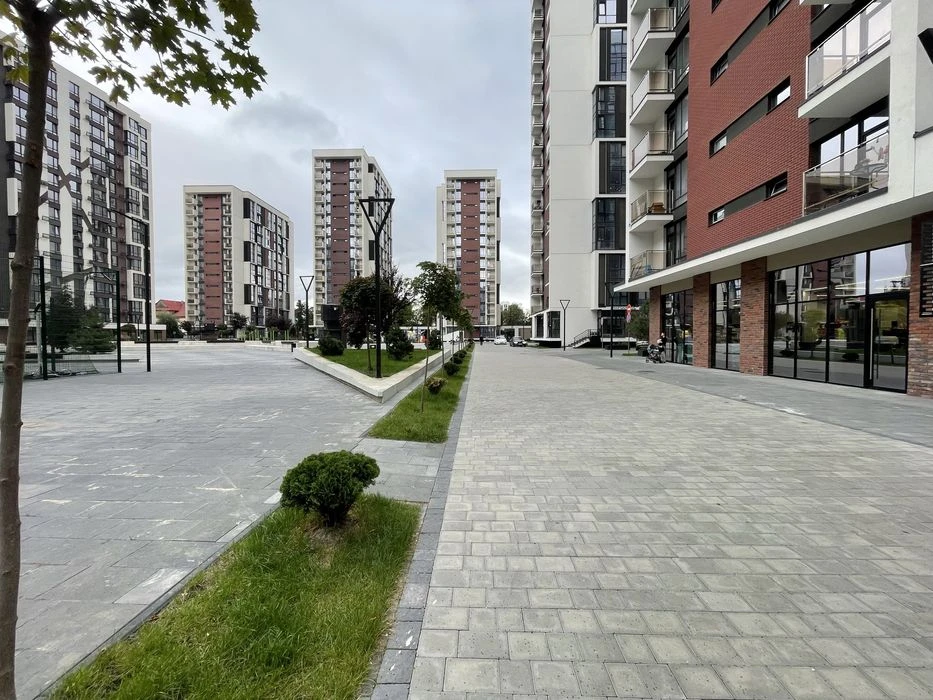 Продаж квартири з ремонтом уЖК Манхетин біля озера