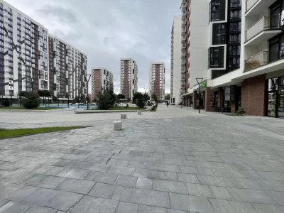 Продаж квартири з ремонтом уЖК Манхетин біля озера