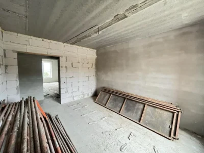 Двокімнатна квартира в надійному будинку, Авіла, Виставка*