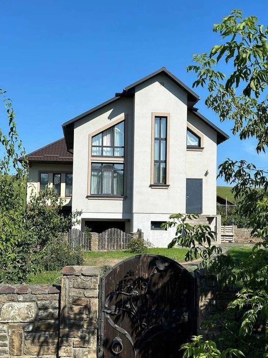Продаж будинку Лезневе 1-й Автовокзал