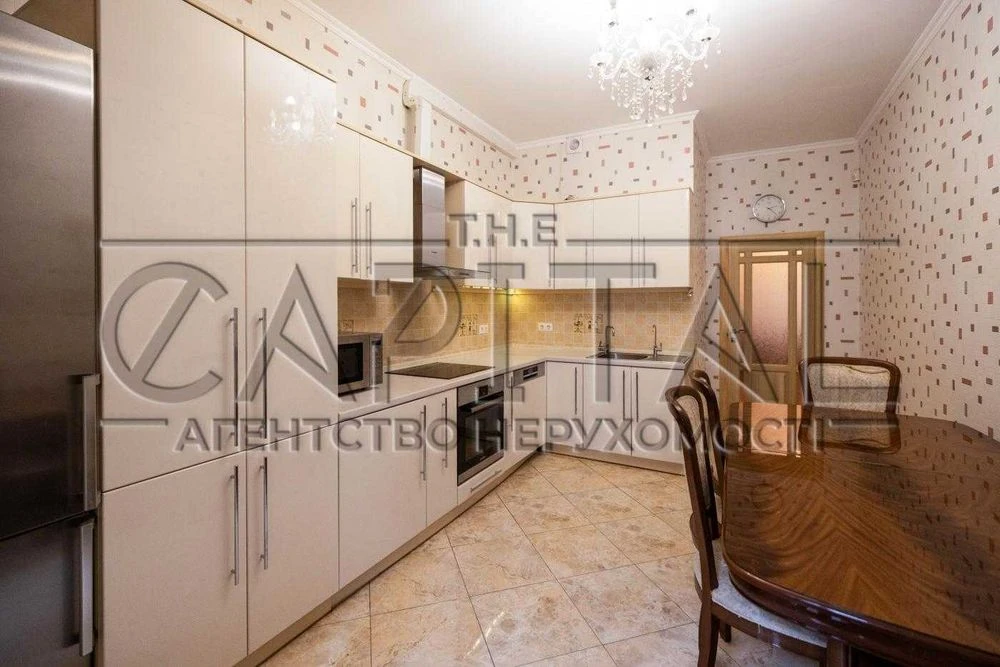 Продаж квартири, вул. Євгена Коновальця (Щорса), Печерськ