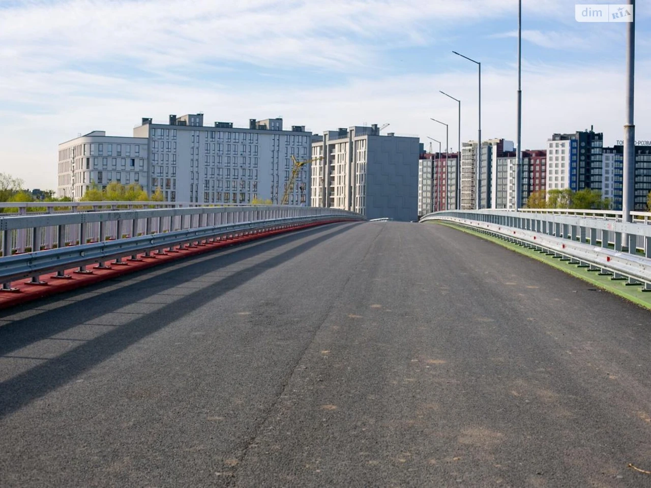 Продаж Квартира Пасічна