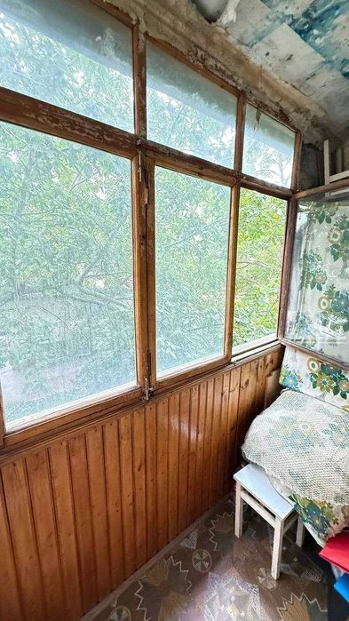 1 кім. Вузовський Люсторфська дорога чешка 35 м на 2 поверсі
