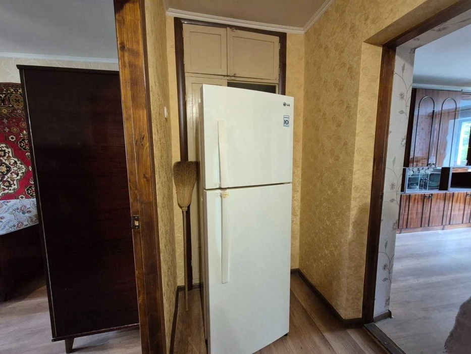 Продаю 2 комнатную квартиру в Лесках! а1