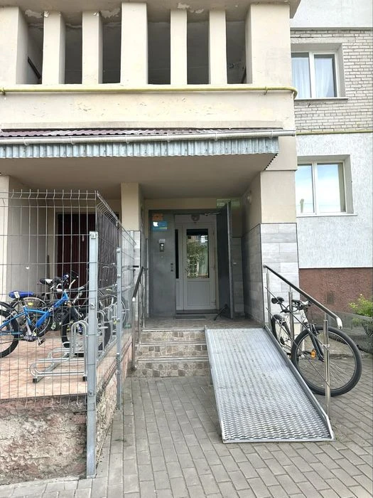 Продаж 3-кімн.квартири на вул.Гулака Артемовського у Луцьку