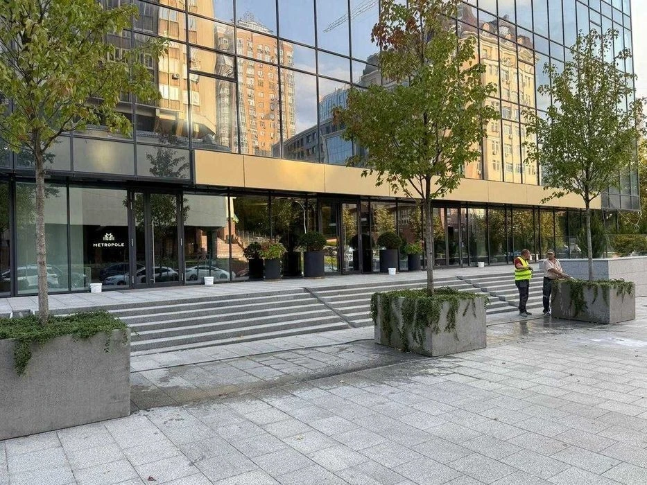 From the Owner 5-room, Metropole, Predslavynska 20-A, Pal