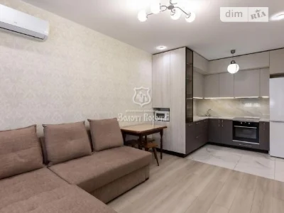 Продаж 1к квартири 48.3 кв. м на вул. Олександра Олеся 2В •