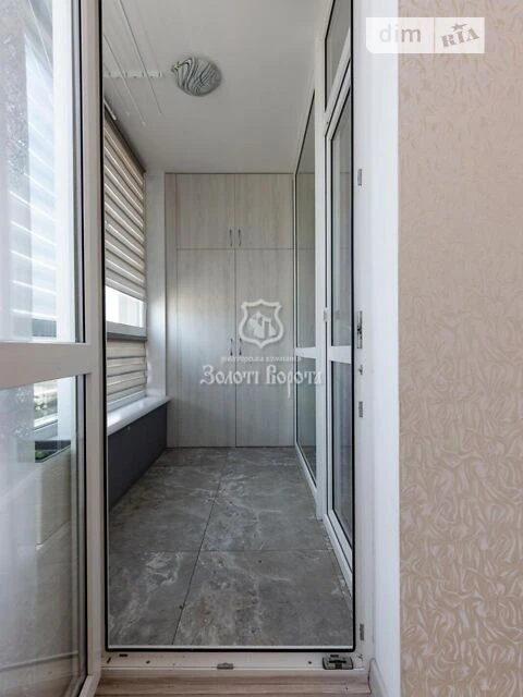 Продаж 1к квартири 48.3 кв. м на вул. Олександра Олеся 2В •