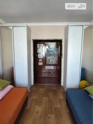 Продаж 3к квартири 70 кв. м на вул. Братства тарасівців 5 •