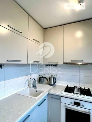 Продаж 3к квартири 64 кв. м на вул. Івана Мазепи 4А • ID 347