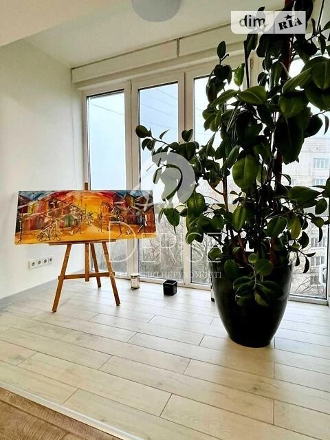 Продаж 3к квартири 64 кв. м на вул. Івана Мазепи 4А • ID 347
