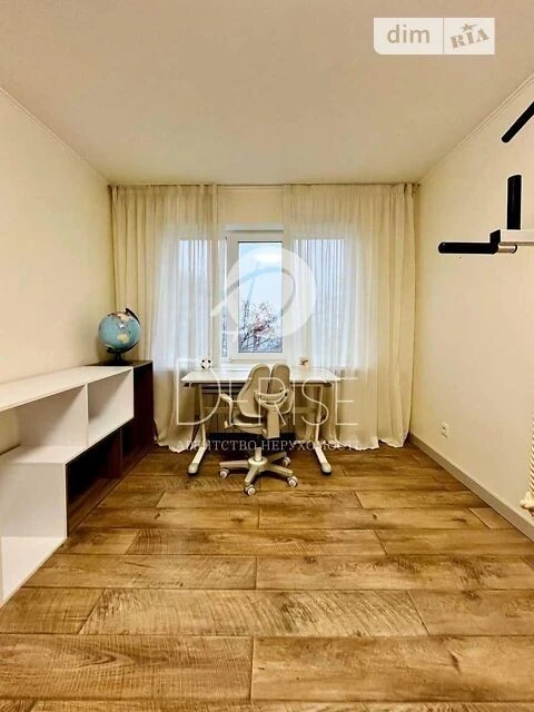 Продаж 3к квартири 64 кв. м на вул. Івана Мазепи 4А • ID 347