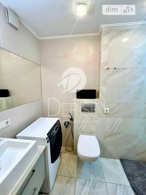 Продаж 3к квартири 64 кв. м на вул. Івана Мазепи 4А • ID 347