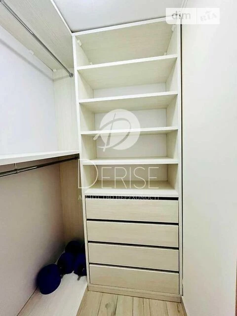 Продаж 3к квартири 64 кв. м на вул. Івана Мазепи 4А • ID 347
