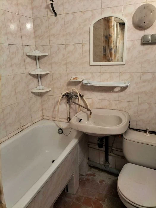 For the first time on sale 1-room apartment near Studentska and Saltivs metro stations