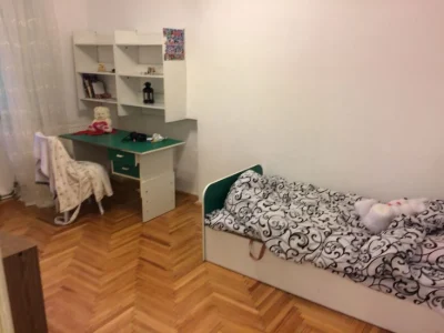 Велика 4 х к квартира у Новому районі.Цегла.