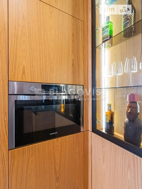 Продаж 2к квартири 74 кв. м на вул. Миколи Пимоненка 19 • ID