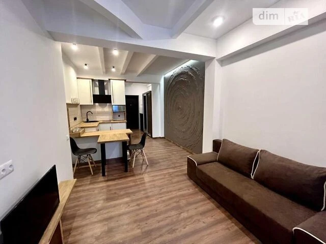 Продаж 1к квартири 35 кв. м на вул. Нижній Вал 27/29 • ID 34