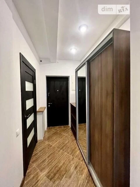 Продаж 1к квартири 35 кв. м на вул. Нижній Вал 27/29 • ID 34