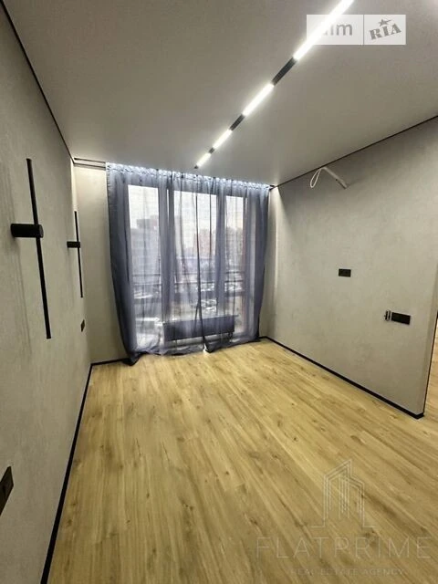 Продаж 2к квартири 65 кв. м на наб. Дніпровська 18А • ID 347