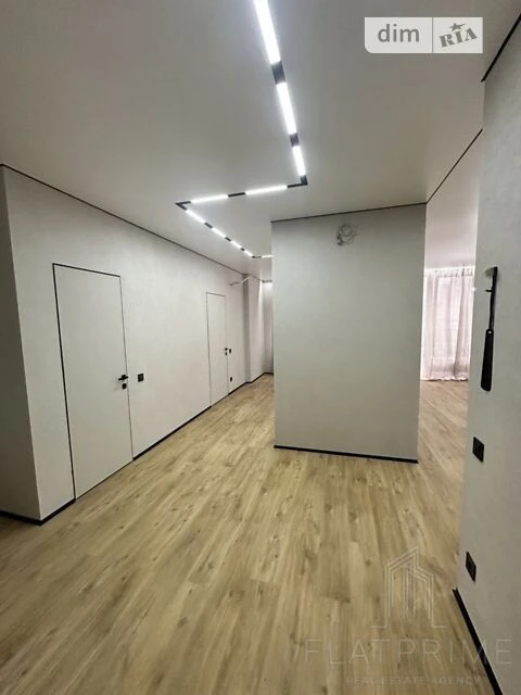 Продаж 2к квартири 65 кв. м на наб. Дніпровська 18А • ID 347