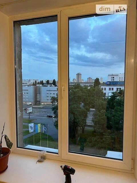 Продаж 2к квартири 58 кв. м на просп. Берестейський 60 • ID